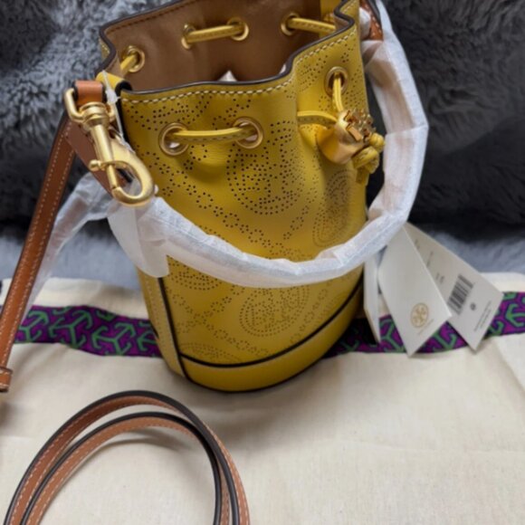 Tory Burch T Monogram Perforated Leather bucket MSRP$488 Statement Piece - Picture 7 of 15